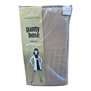 Vintage 60’s Spellbound Seamless Stretch Textured Pantyhose Tan Petite